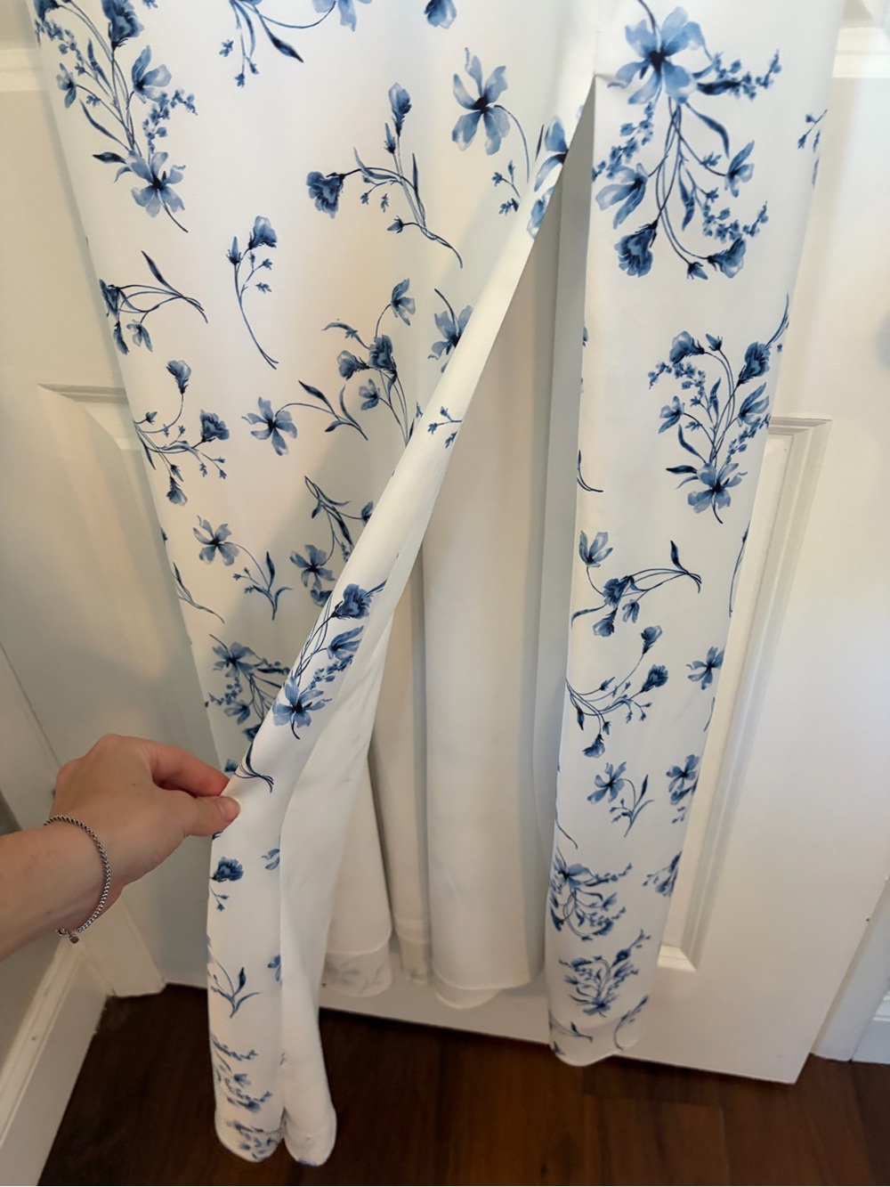 Birdy Grey Mia in Matte Satin Blue le Fleur - Picture 8 of 9